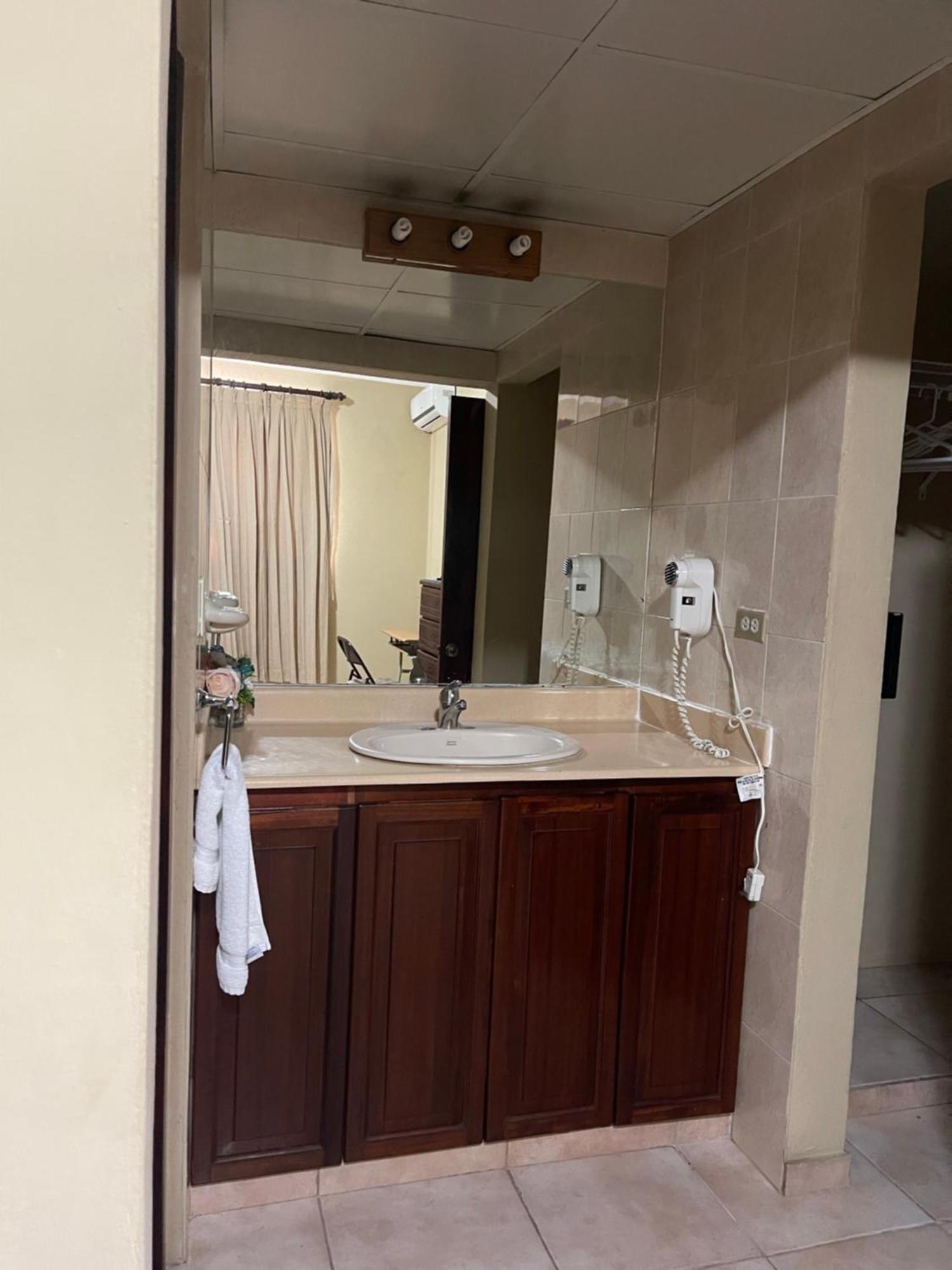 Apartahotel Alvear Santo Domingo Ngoại thất bức ảnh